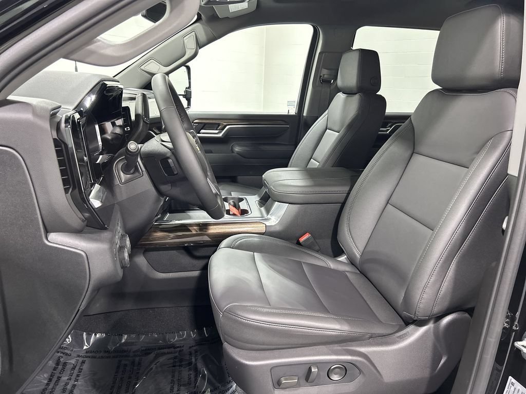 2026 Chevrolet Silverado 2500 HD LT - Photo 13