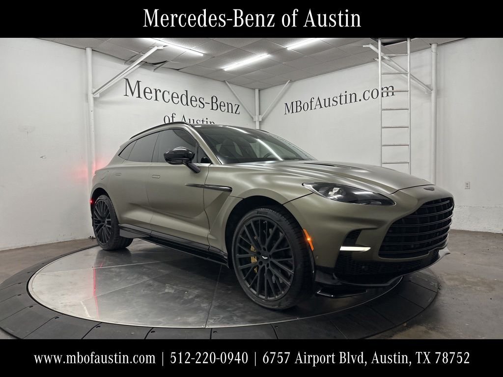 2023 Aston Martin DBX 4.0 V8 707 AWD's photo