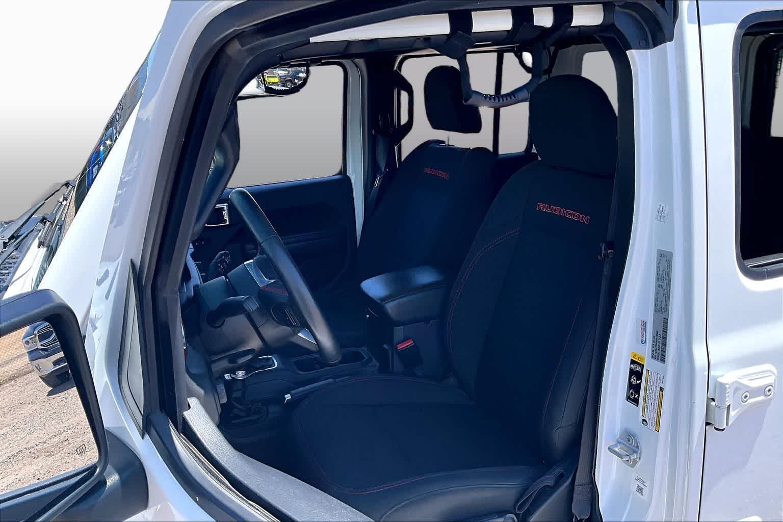 Used 2021 Bright White Clearcoat Jeep Unlimited Rubicon image 6