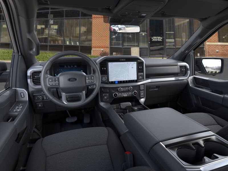 New 2026 Oxford White Ford XLT image 31
