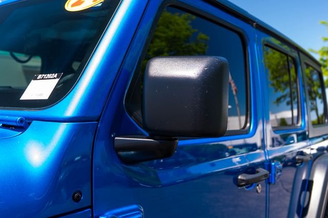 Used 2024 Blue Pearl Jeep Rubicon image 13