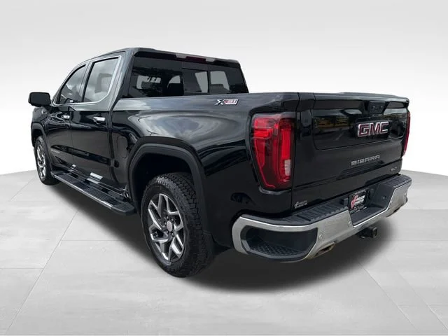 Used 2022 Onyx Black GMC SLT image 5