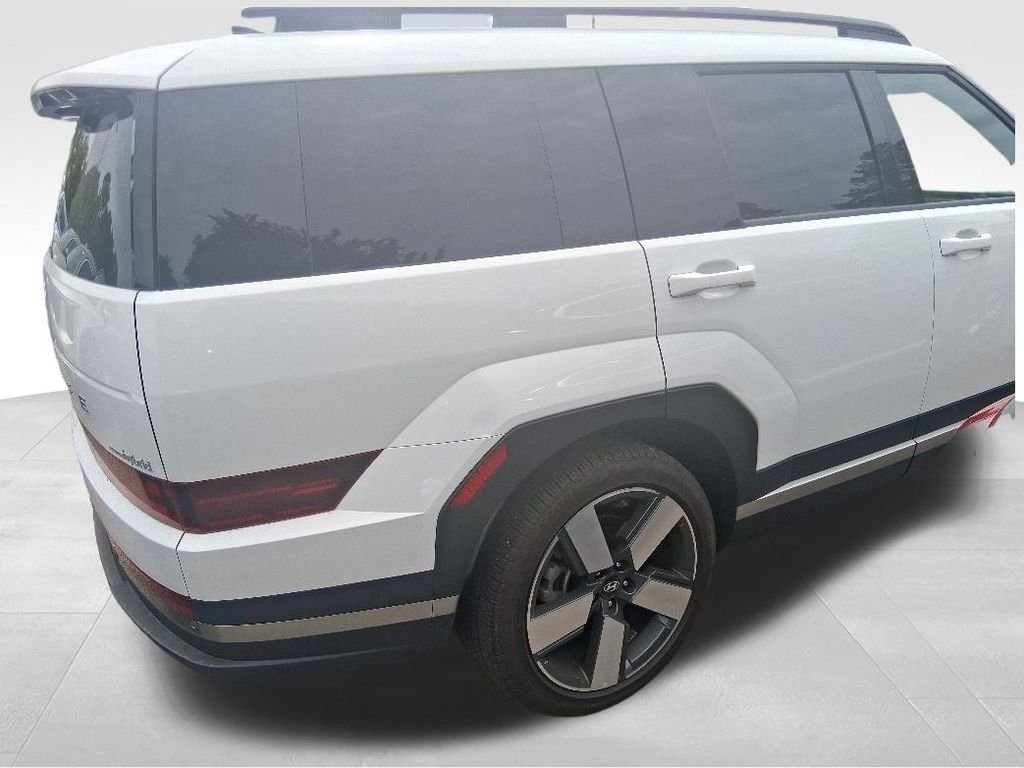 Used 2025 White Hyundai Limited image 14
