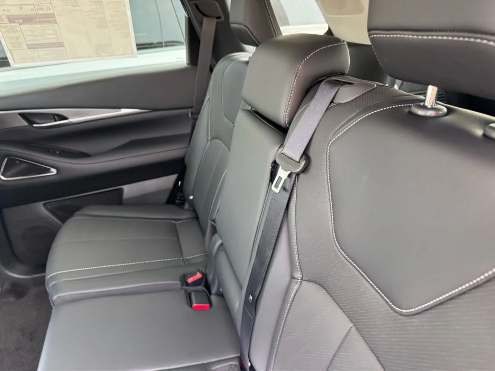 2027 INFINITI QX60 LUXE - Photo 20