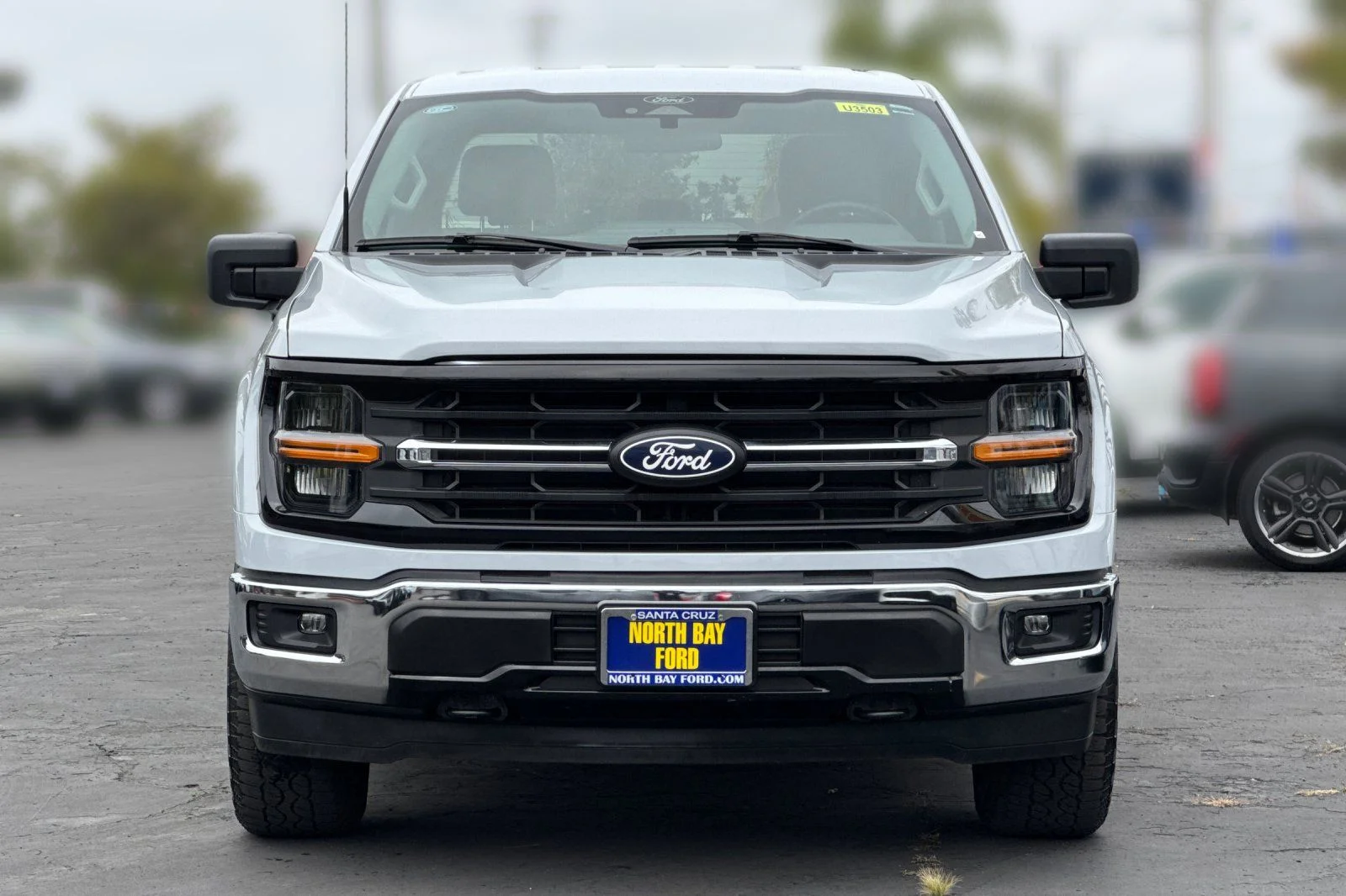 Certified Used 2025 White Metallic Ford XLT image 32