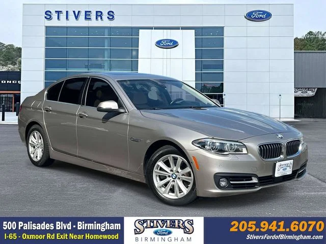 Used 2015 Beige BMW 528i xDrive image 1