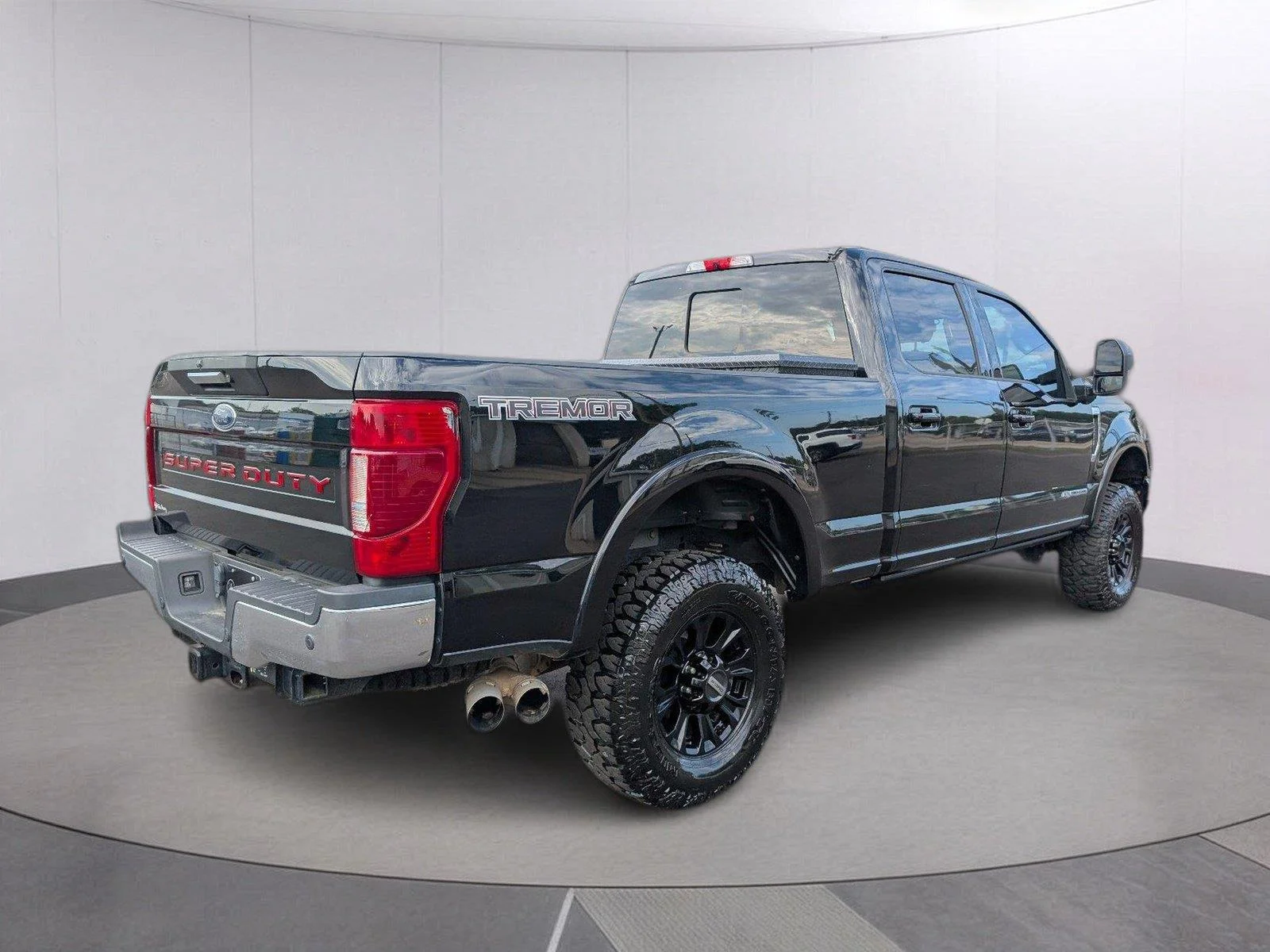 Used 2020 Agate Black Ford Lariat image 7