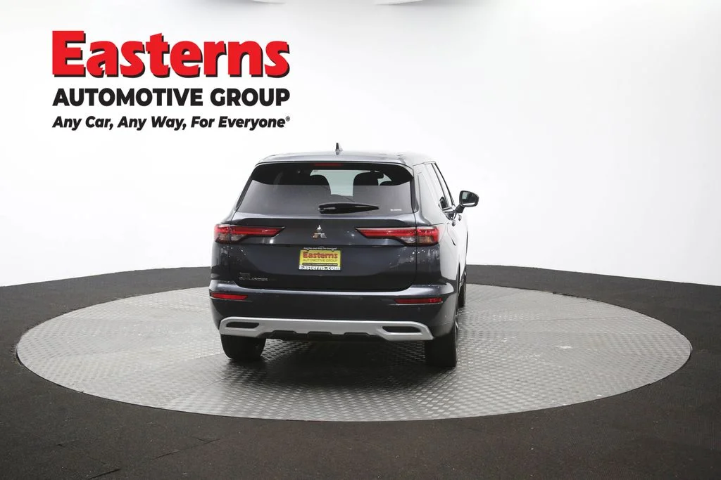 Used 2024 Gray Mitsubishi SE image 40