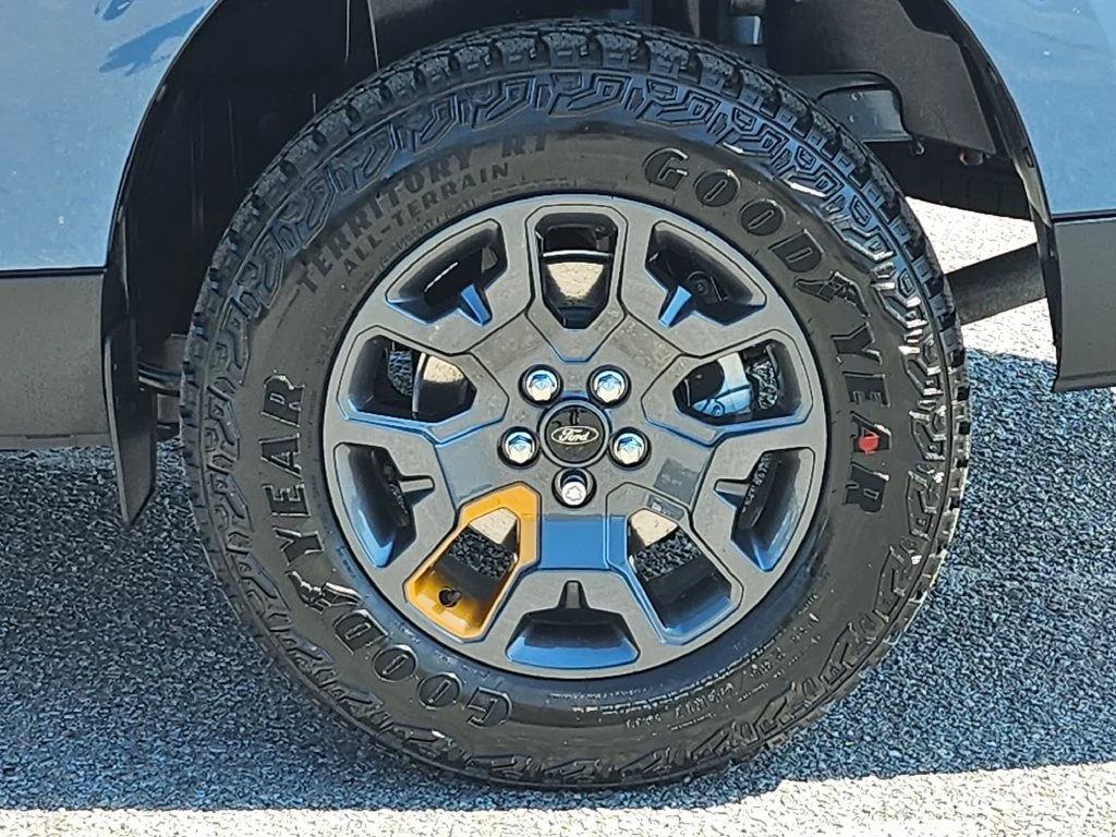 New 2026 Azure Gray Metallic Tri-Coat Ford Tremor® image 17