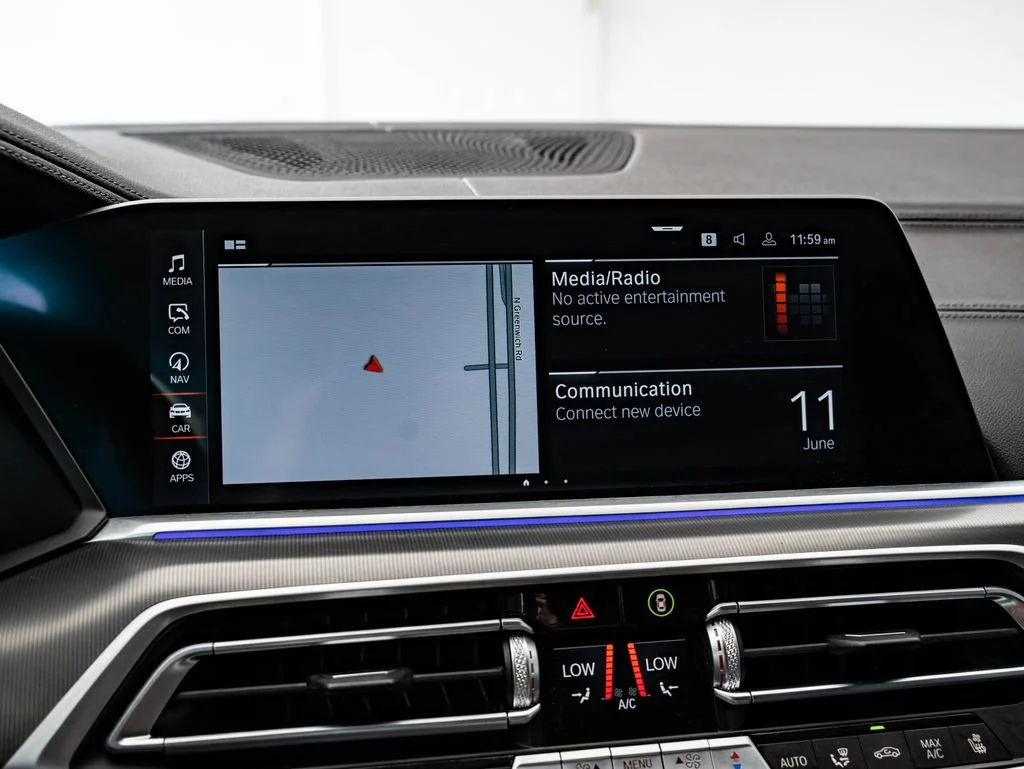 Used 2022 Arctic Gray Metallic BMW M50i image 34