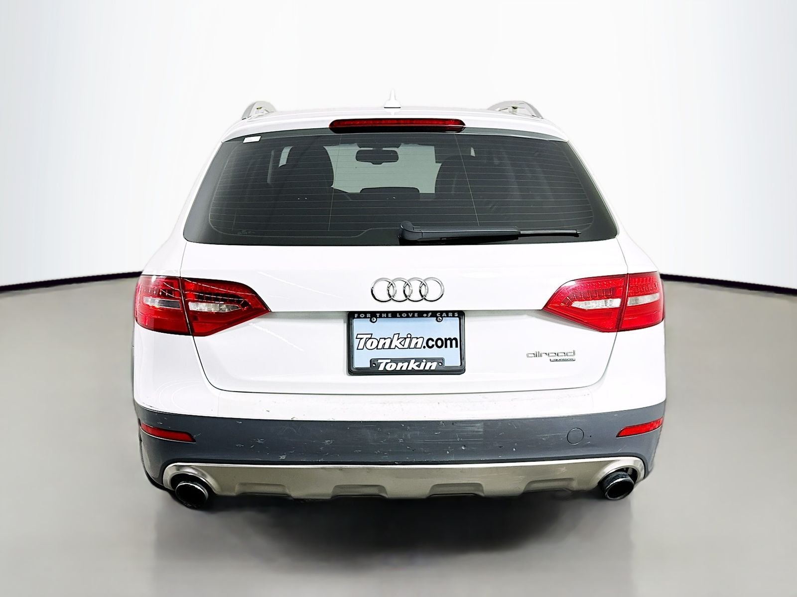 Used 2013 Ibis White Audi 2.0T Premium Plus image 6