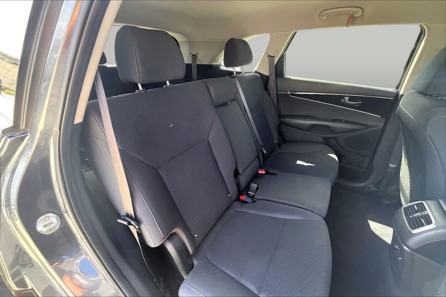 Used 2020 Gravity Grey Kia LX image 19
