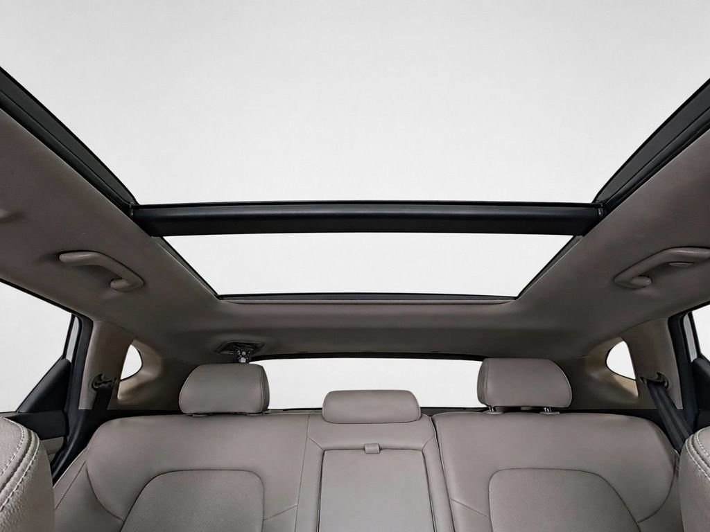 Used 2021 White Hyundai Ultimate image 36