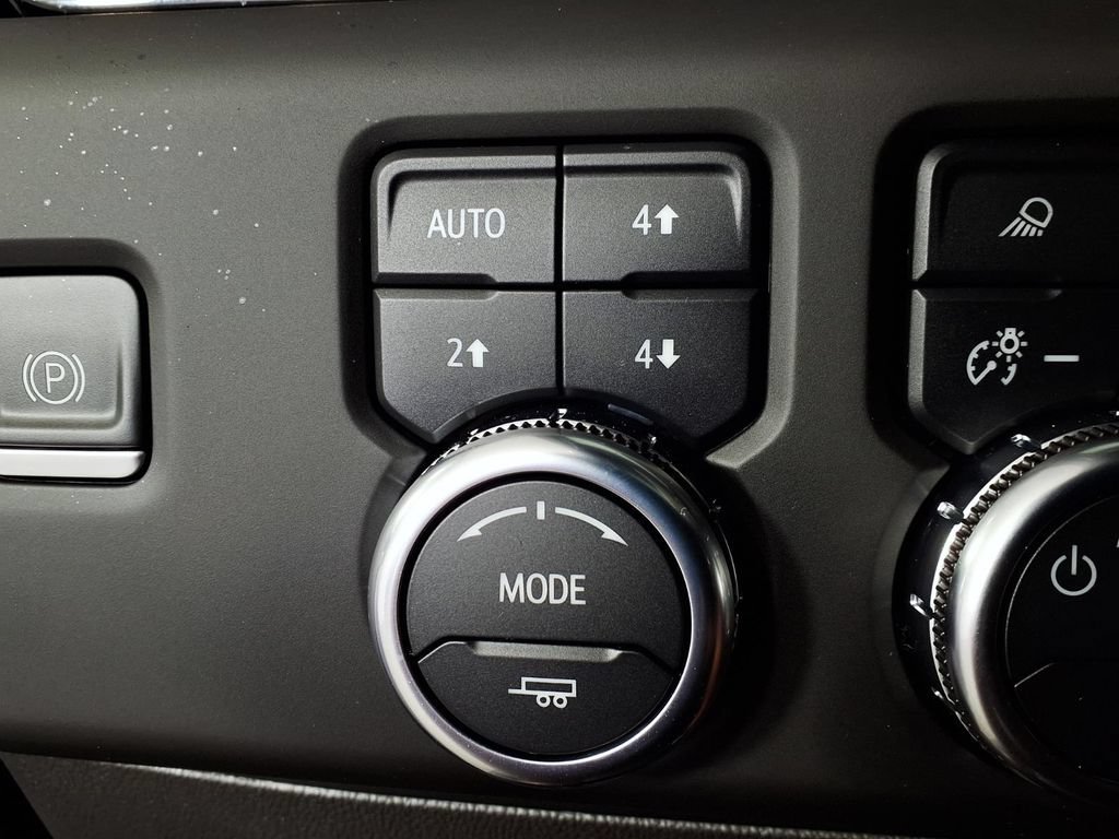 Used 2022 Onyx Black GMC AT4X image 15