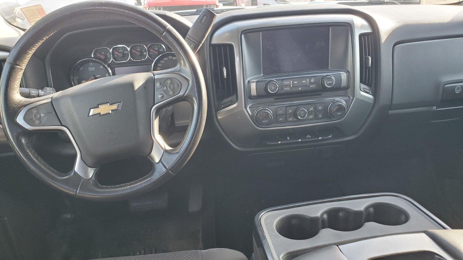 Used 2016 SUMMIT WHITE Chevrolet LT image 7