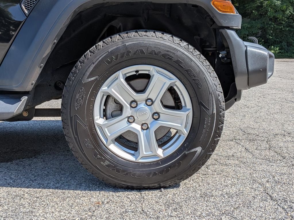 Certified Used 2020 Black Jeep Unlimited Sport S image 24