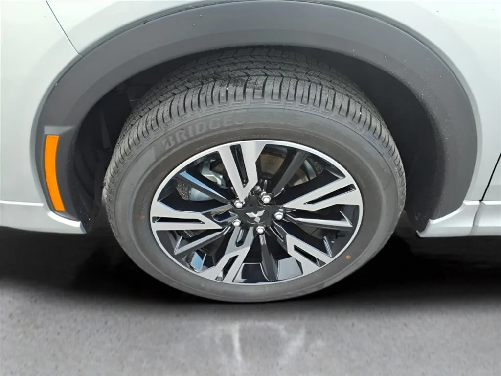 2026 Mitsubishi Eclipse Cross SEL - Photo 4