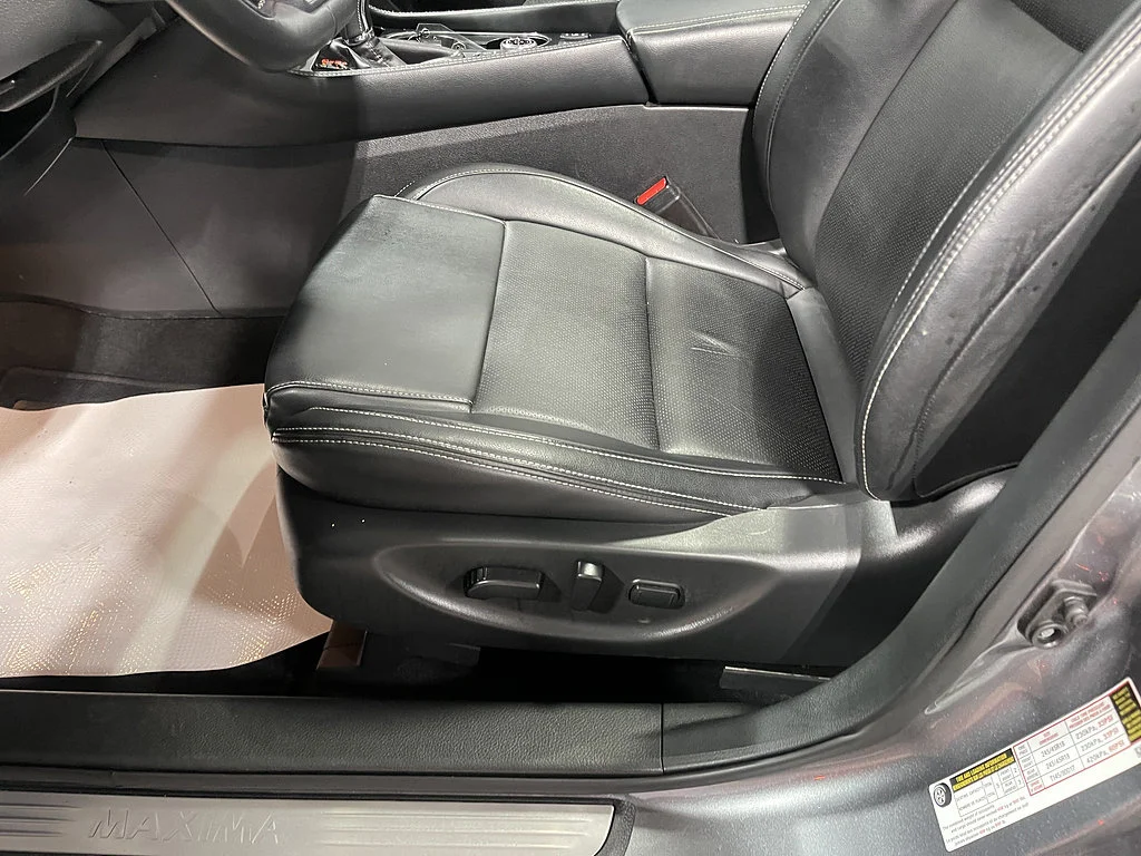 2023 Nissan Maxima SL - Photo 37