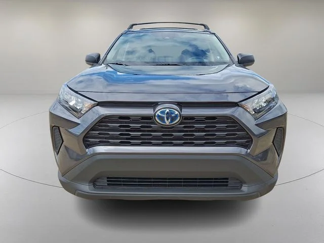 Used 2022 Gray Toyota LE image 3