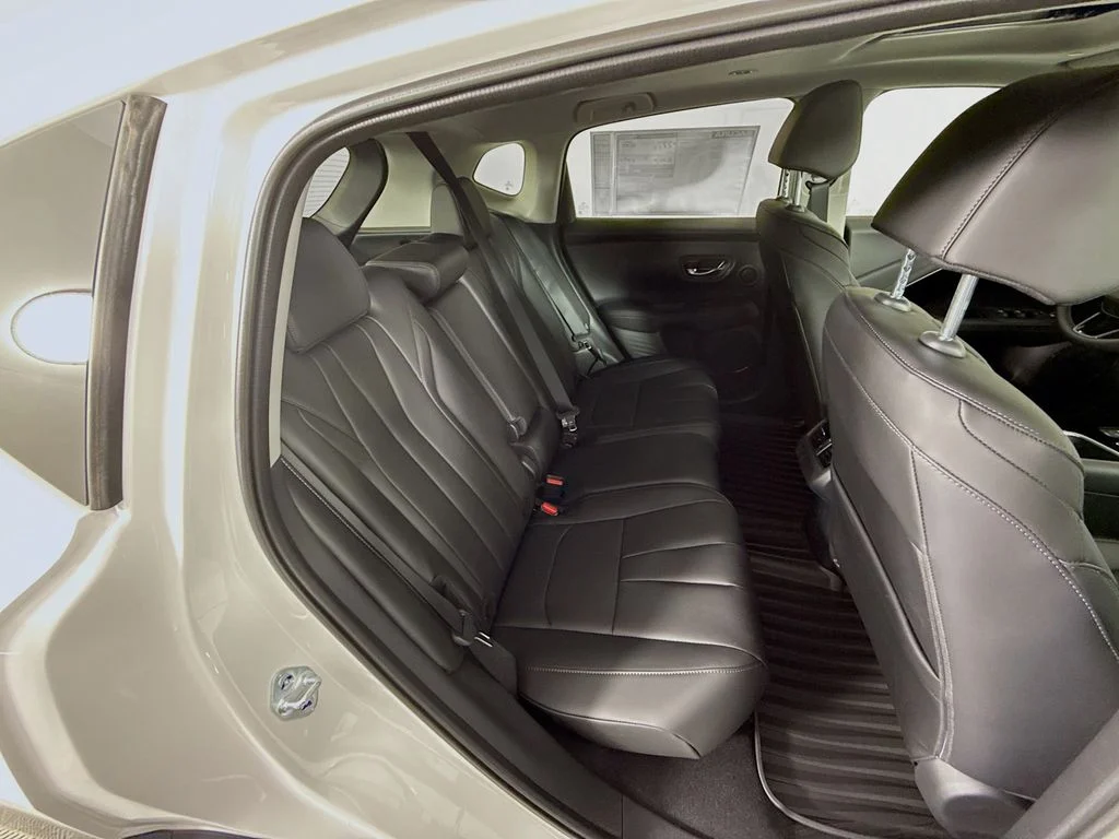 New 2026 Solar Silver Metallic Acura  image 28