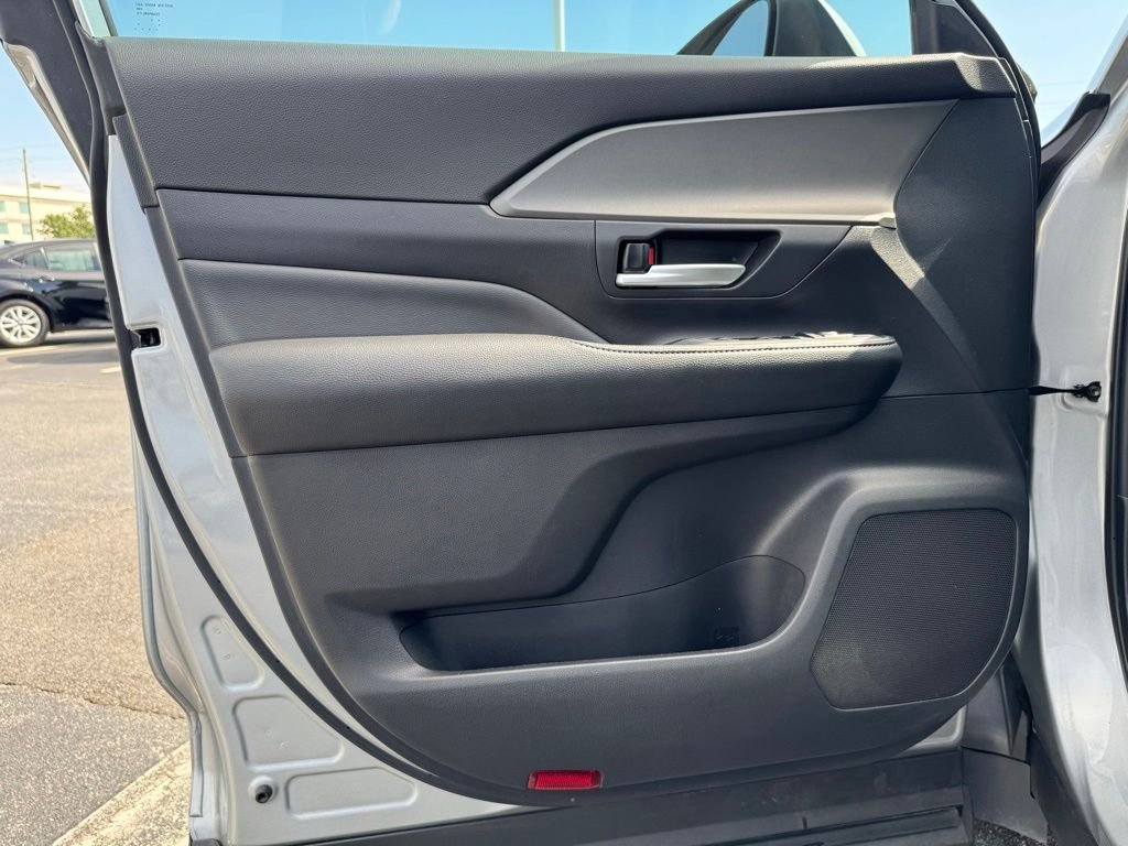 Used 2024 Silver Toyota XLE image 15