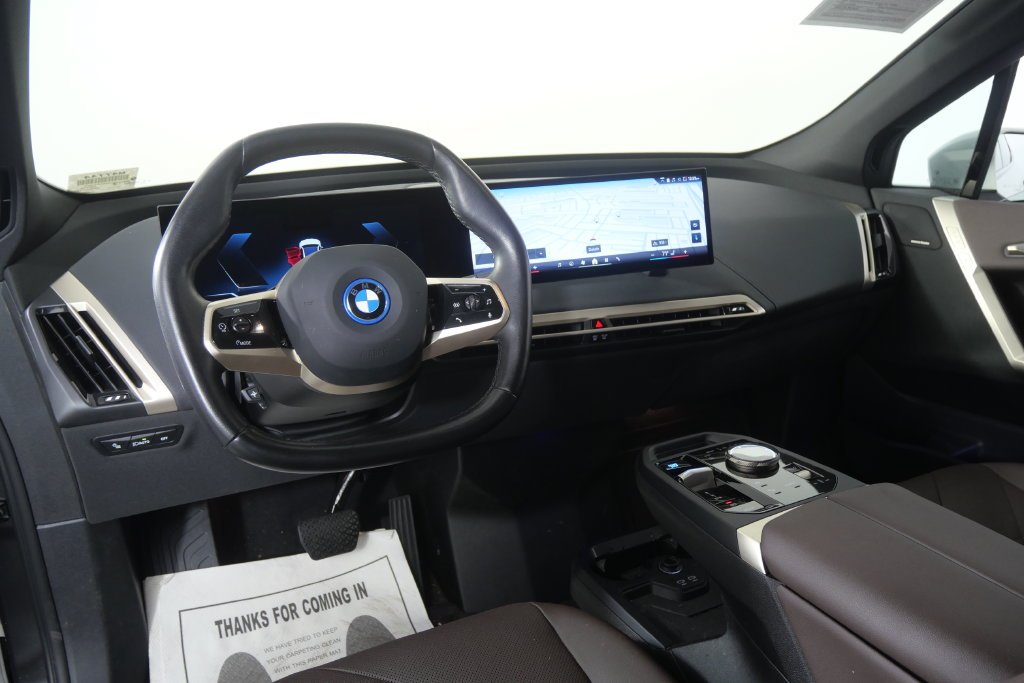 Certified Used 2024 Alpine White BMW xDrive50 image 18