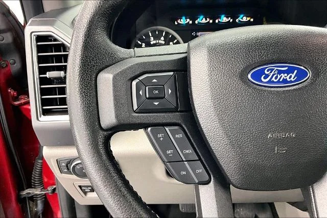 Used 2015 Ruby Red Metallic Ford  image 19