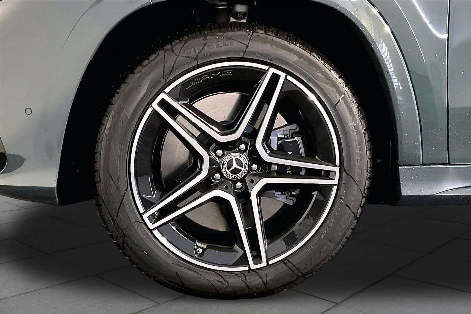 New 2027 Dark Petrol Mercedes-Benz GLS 450 image 17
