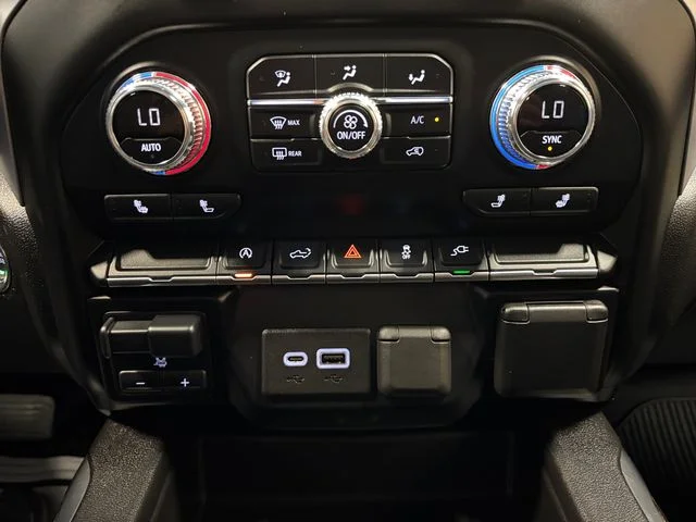 Used 2019  GMC Elevation image 21