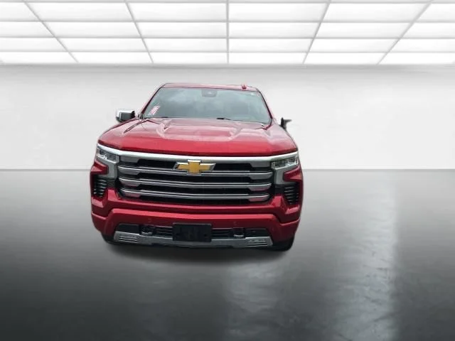 Used 2023 Red Chevrolet High Country image 10