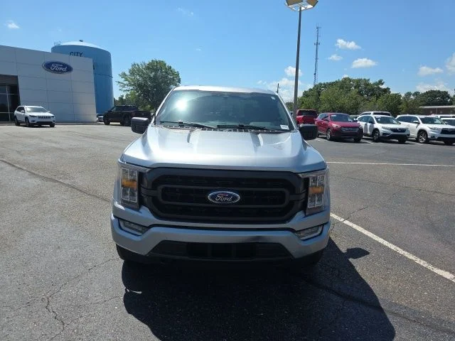 Used 2023 Silver Ford XLT image 8