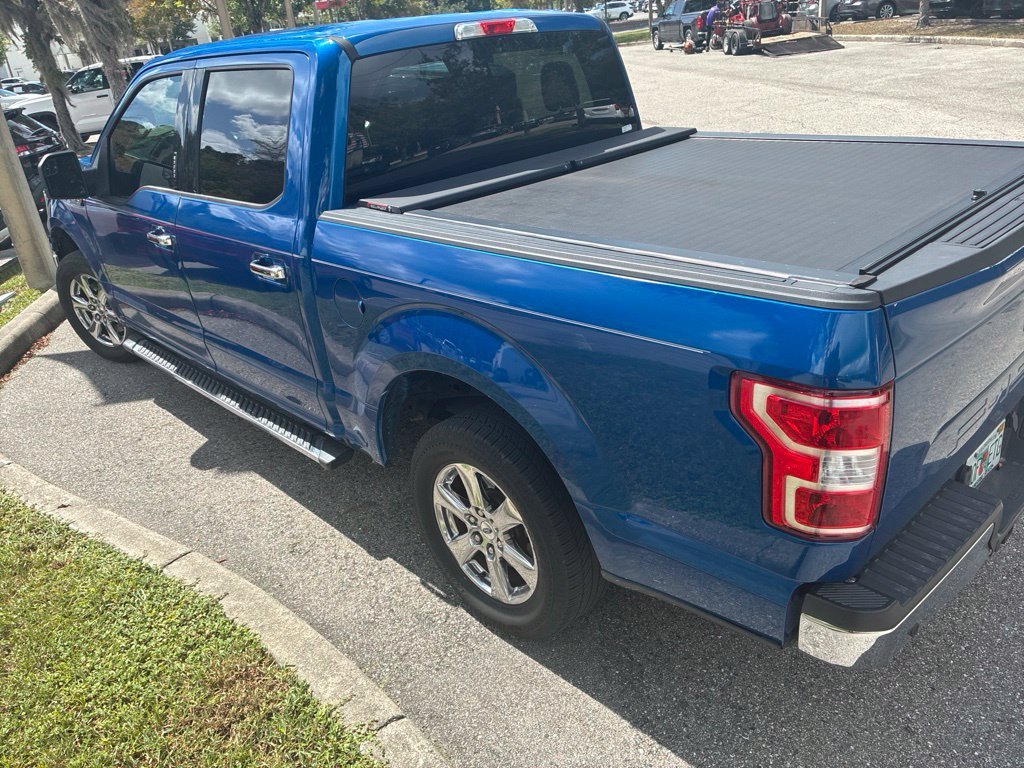 Used 2018 Blue Ford XLT image 2