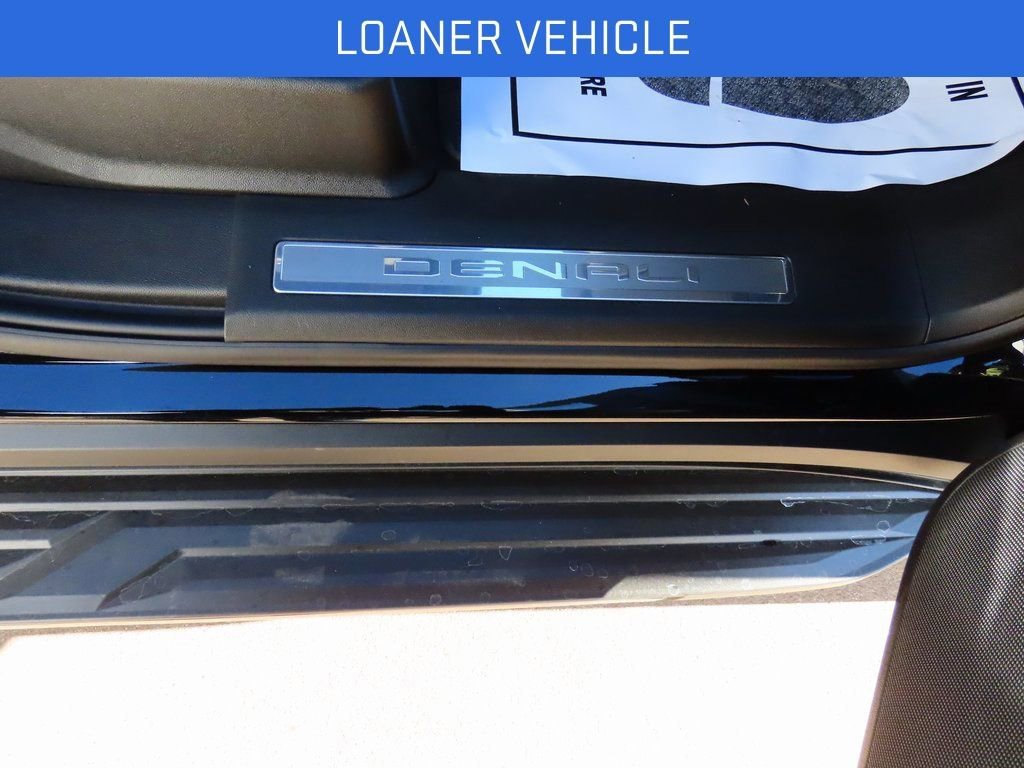 2026 GMC Yukon XL Denali - Photo 12