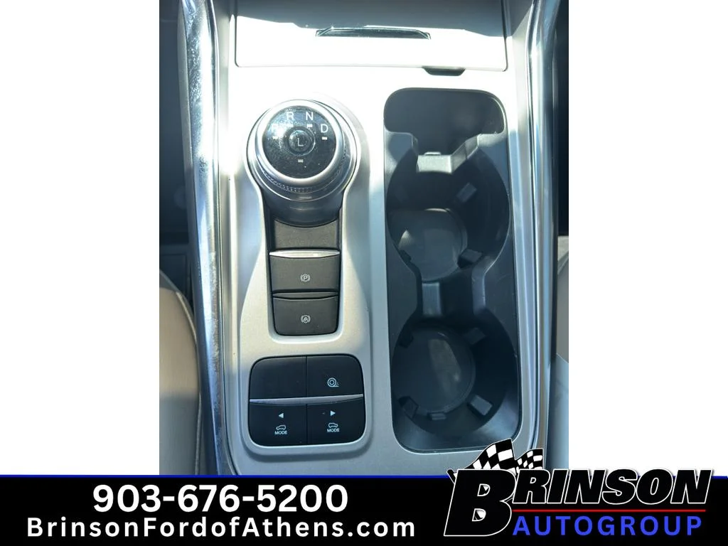 Used 2023 Star White Metallic Tri-Coat Ford XLT image 28