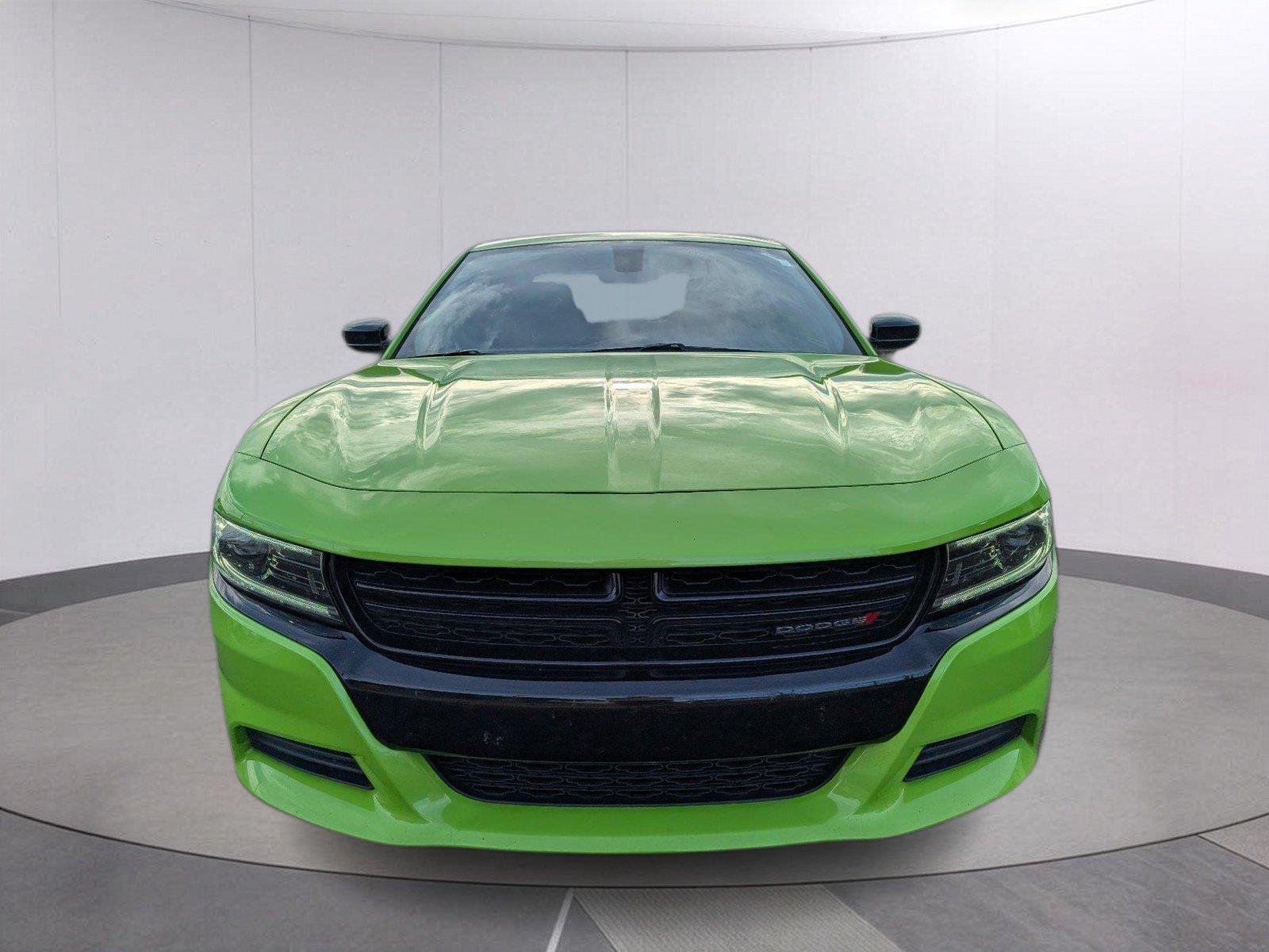 Used 2023 Sublime Metallic Clearcoat Dodge SXT image 10