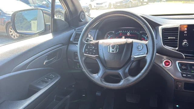 Used 2022  Honda Sport image 24