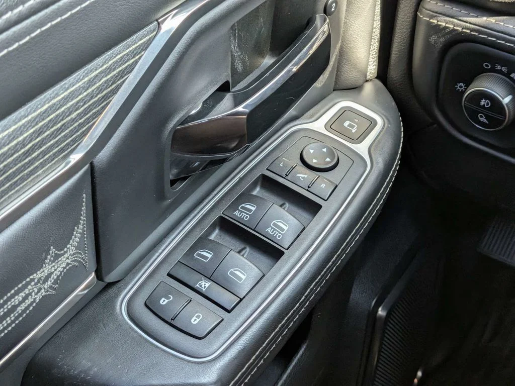 Used 2022 White Ram Limited image 20