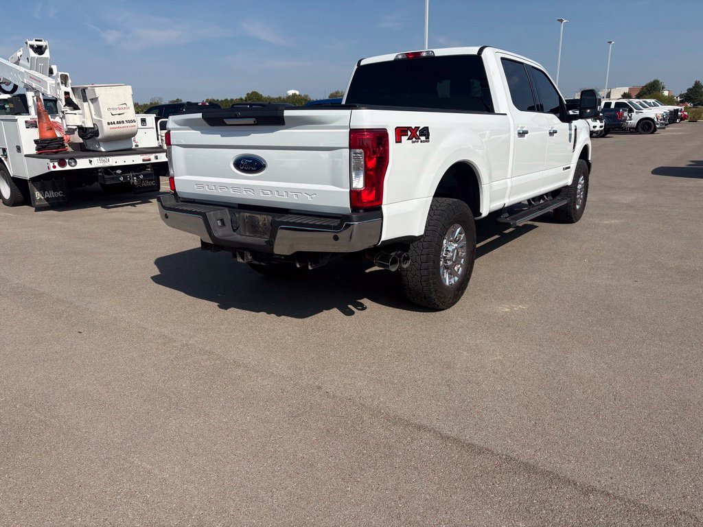 Used 2019 White Ford XLT image 5