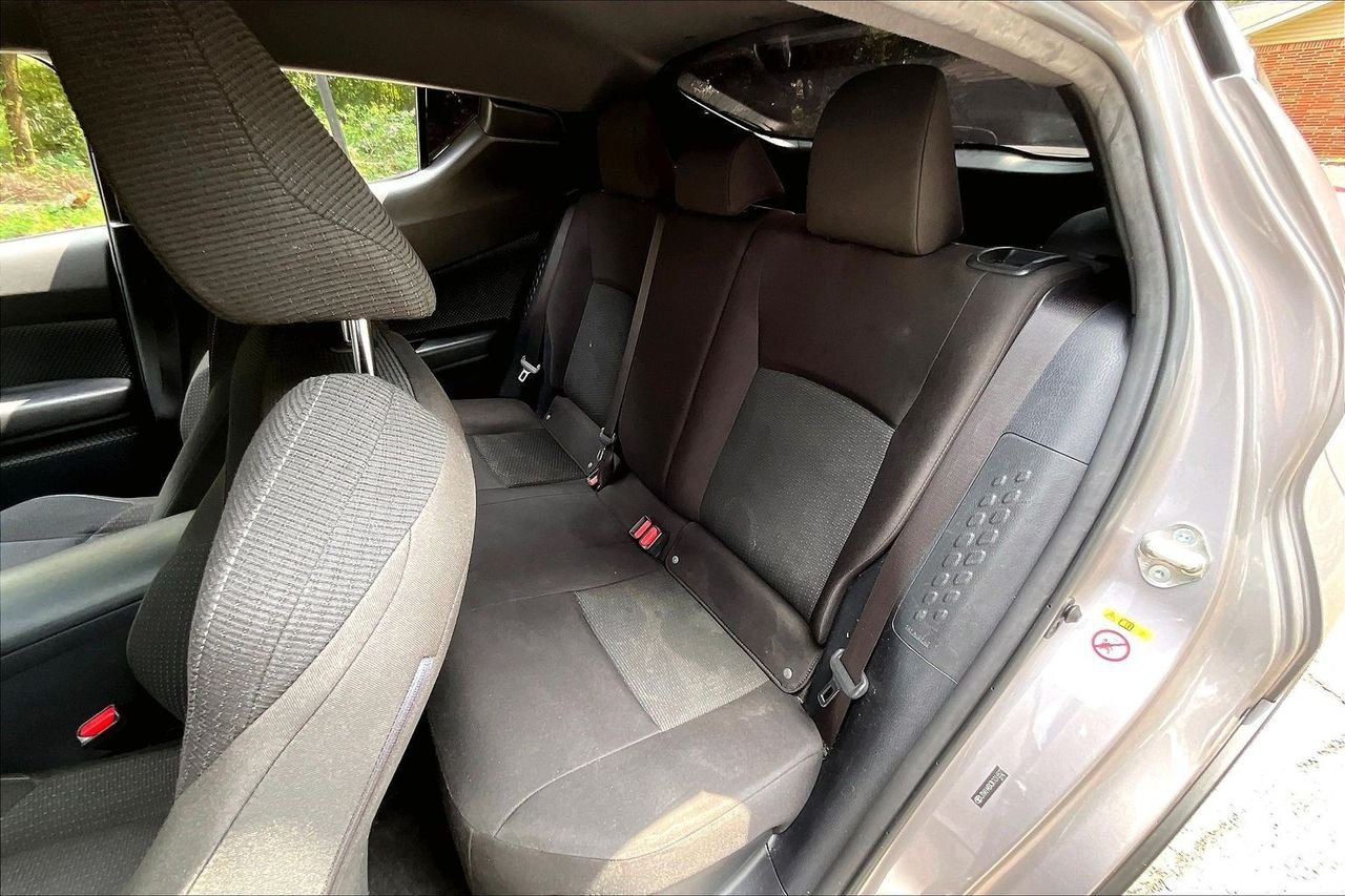Used 2019 Silver Toyota LE image 19