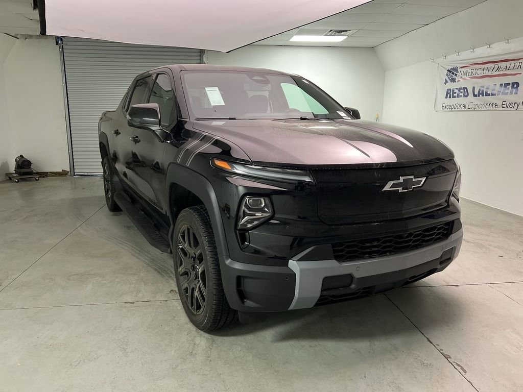 2026 Chevrolet Silverado EV LT Extended Range's photo