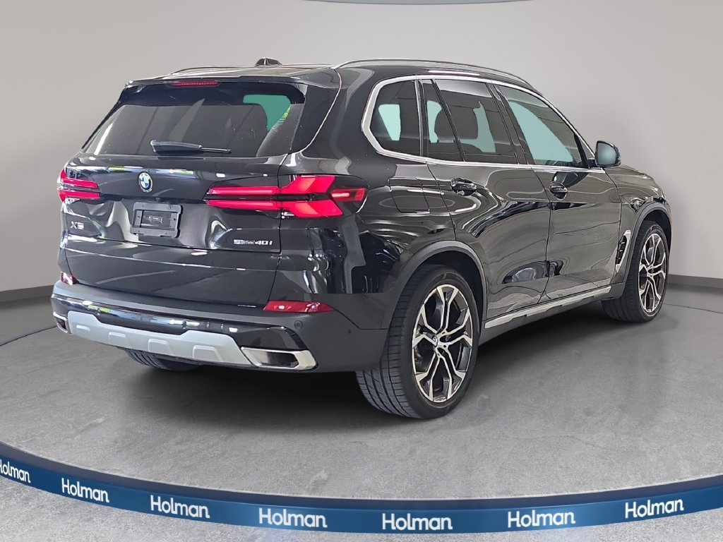 Used 2026 Black Sapphire Metallic BMW sDrive40i image 6