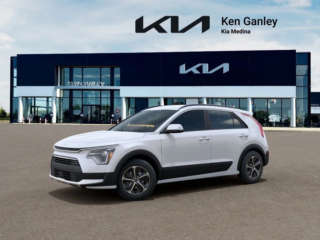 New 2026 Snow White Pearl Kia EX image 3
