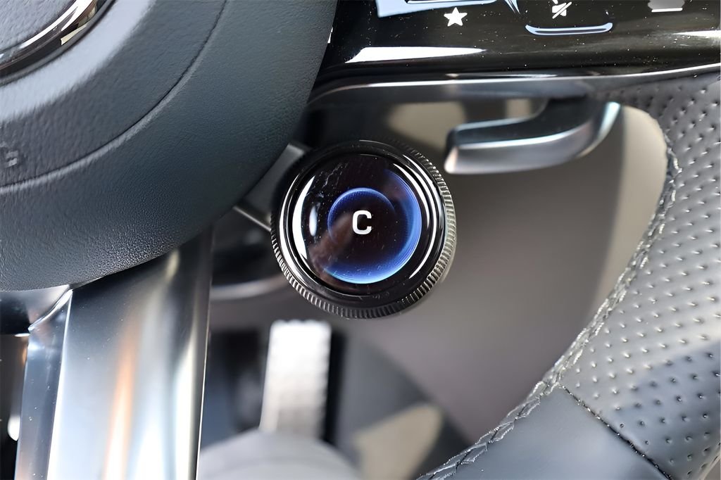 2025 Mercedes-Benz GLC AMG GLC63 S - Photo 74