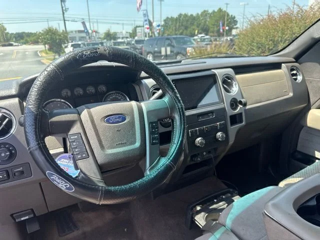 Used 2010 Silver Ford XLT image 14