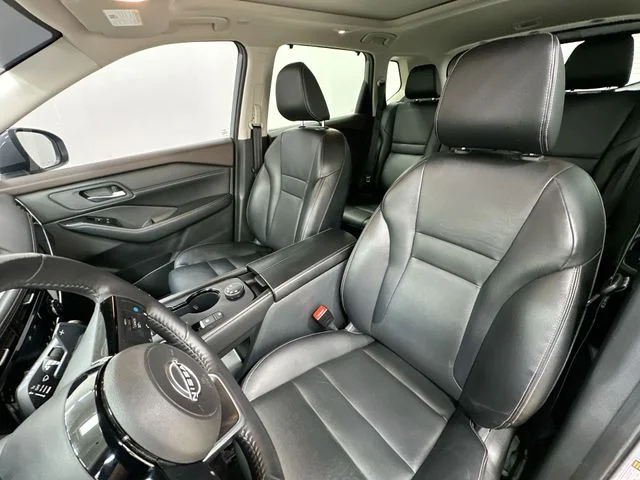 Used 2023 Gray Nissan SL image 14
