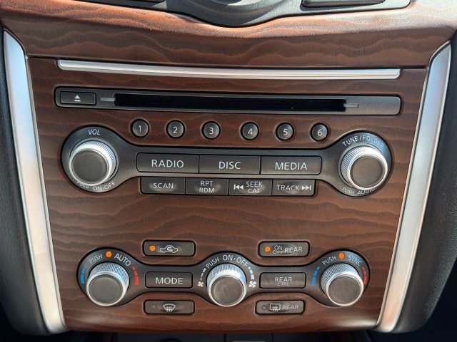 Certified Used 2020 Brilliant Silver Metallic Nissan Platinum image 27