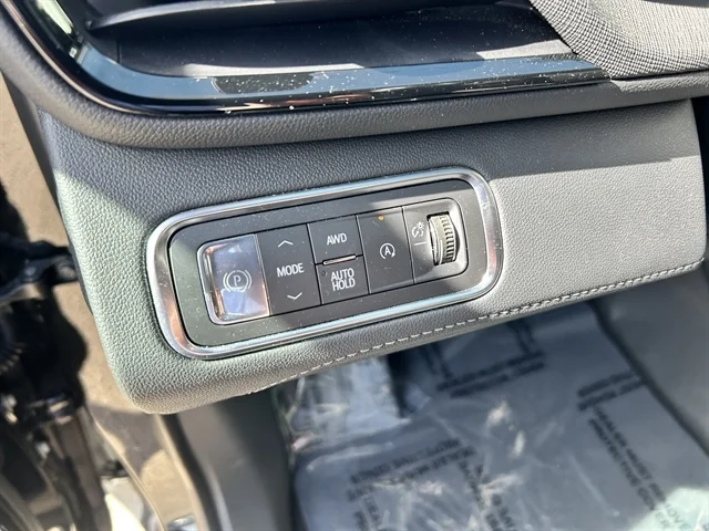 Used 2025 BLACK BUICK Preferred image 23