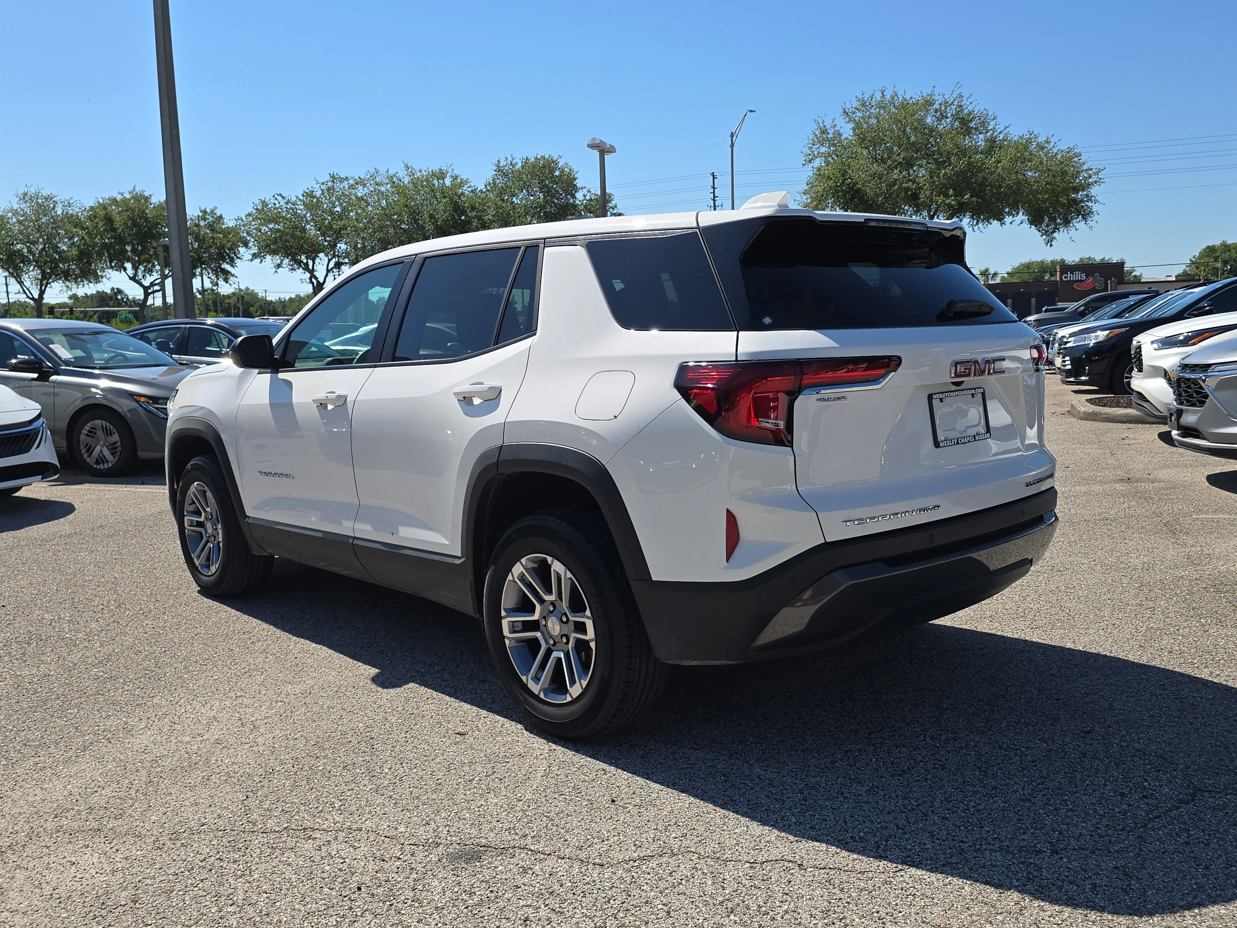 Used 2025 Summit White GMC AWD Elevation image 6