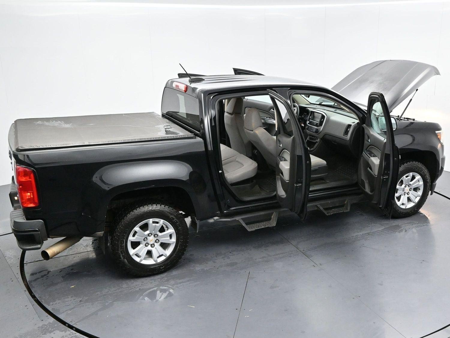 Used 2016 Black Chevrolet 2WD LT image 37