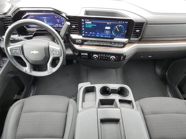 Used 2025 Black Chevrolet LT image 27